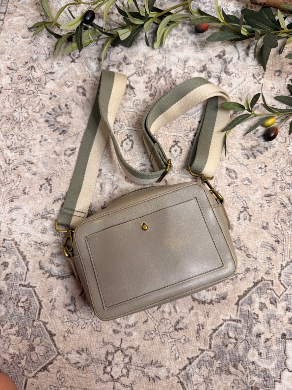 Madewell Transport Camera Bag Forgotten Landscape Leather Crossbody Gray - Picture 2 of 10